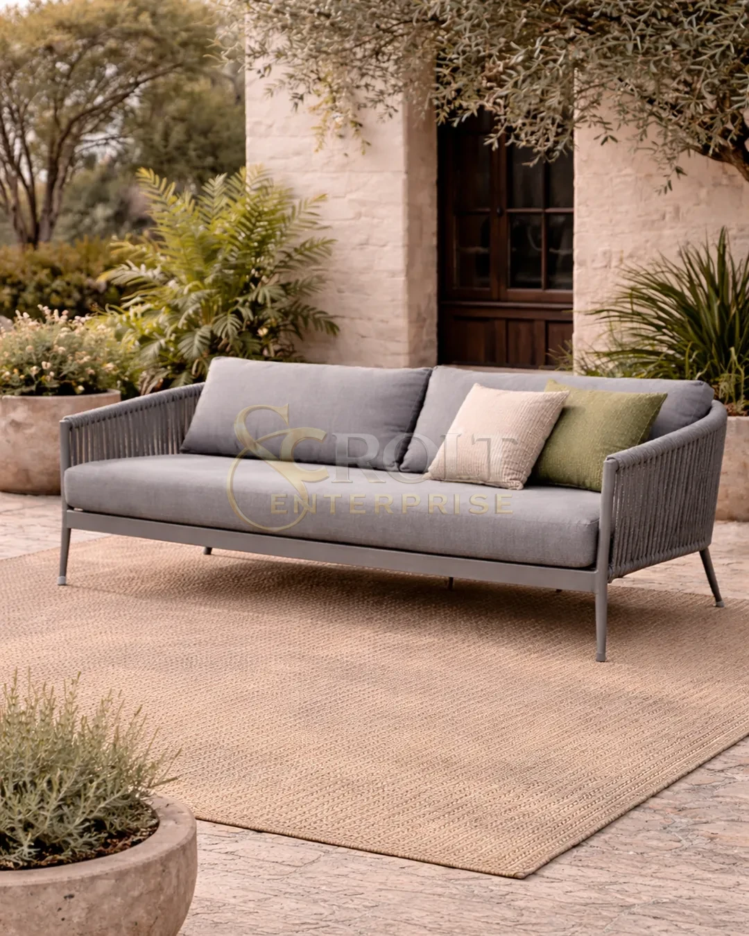 refined-outdoor-luxury-with-contemporary-woven-elegance